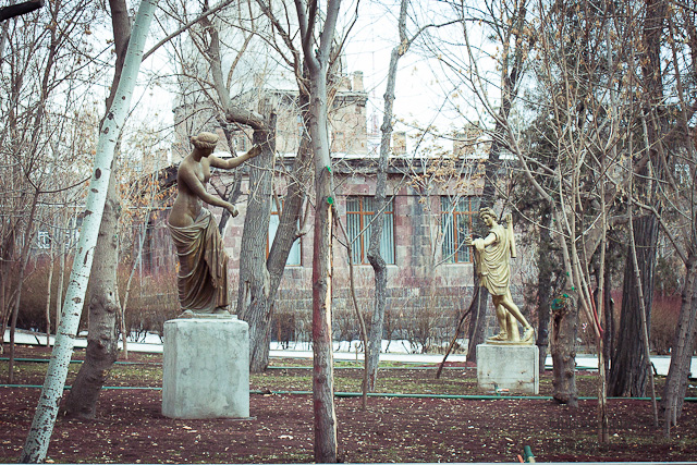 Охота - Скульптуры в студенческом парке